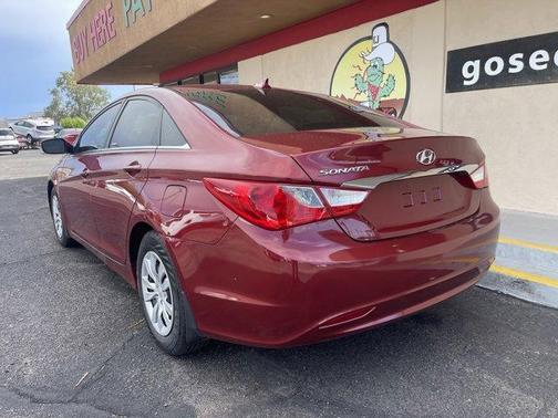 2012 Hyundai SONATA GLS