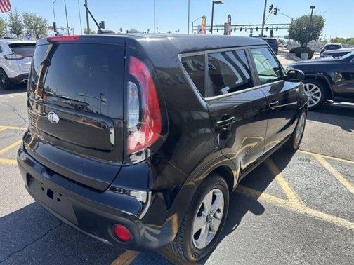 2017 Kia Soul Base