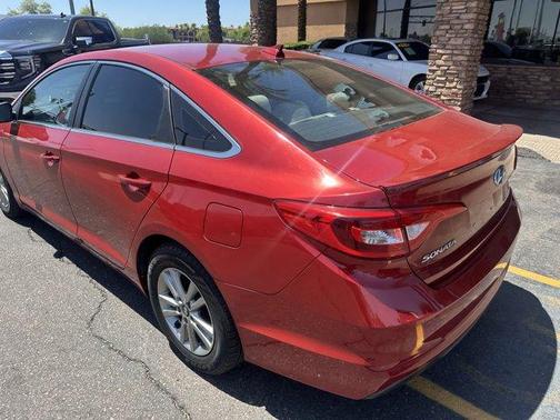 2017 Hyundai SONATA SE