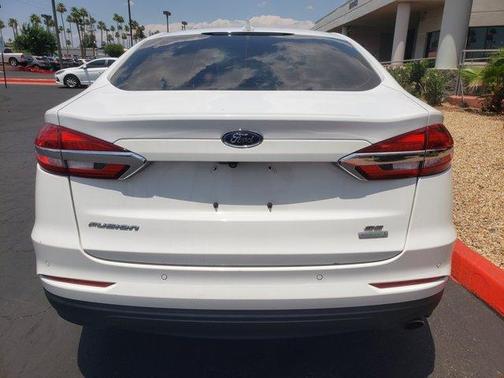 2020 Ford Fusion SE