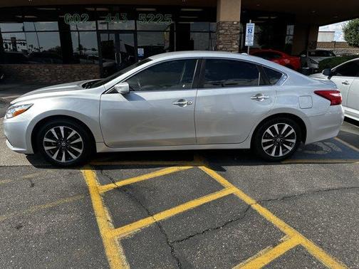 2017 Nissan Altima 2.5 SV