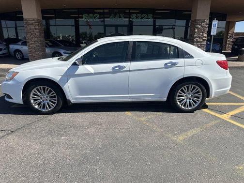 2011 Chrysler 200 Limited