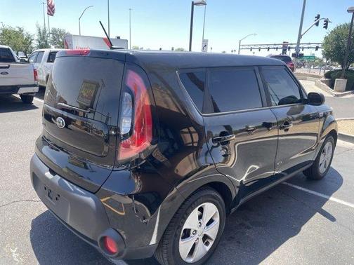 2016 Kia Soul Base