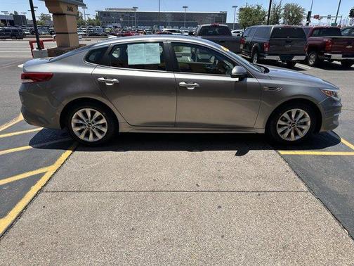 2018 Kia Optima LX