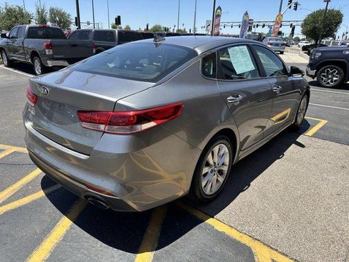 2018 Kia Optima LX