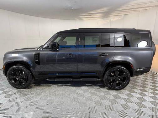 2026 Land Rover Defender V8