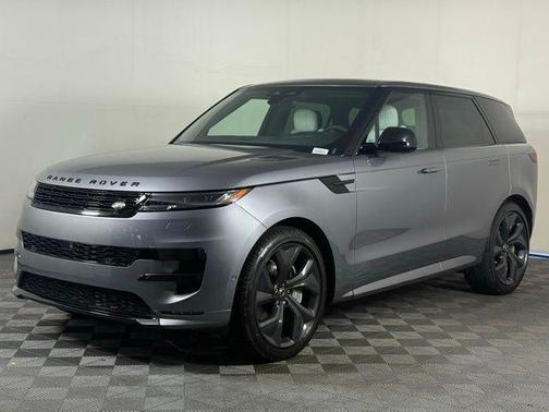 2025 Land Rover Range Rover Sport SE