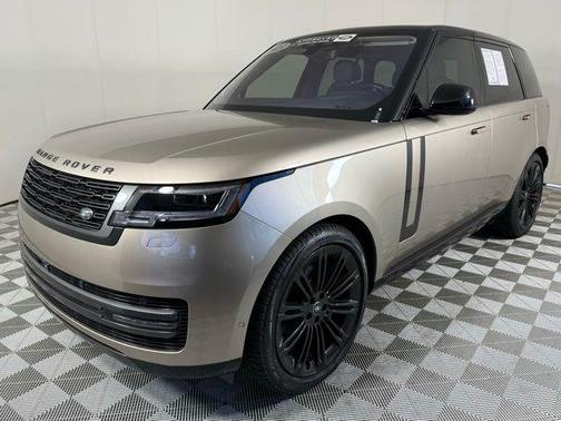 2023 Land Rover Range Rover SE