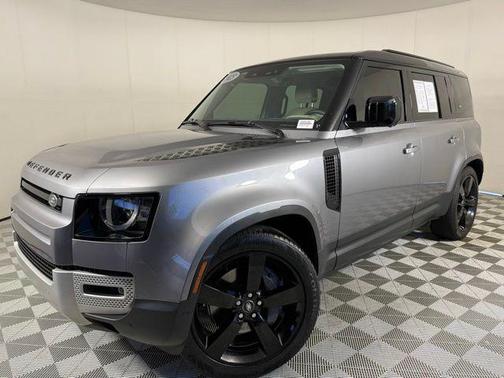 2023 Land Rover Defender SE