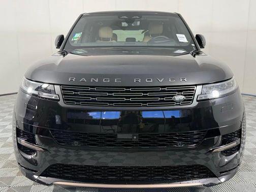 2025 Land Rover Range Rover Sport SE