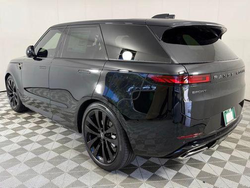 2025 Land Rover Range Rover Sport SE