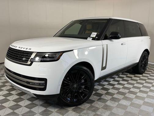 2025 Land Rover Range Rover SE
