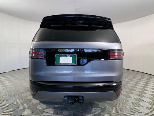 2024 Land Rover Discovery Dynamic SE