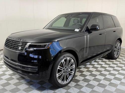 2025 Land Rover Range Rover SE