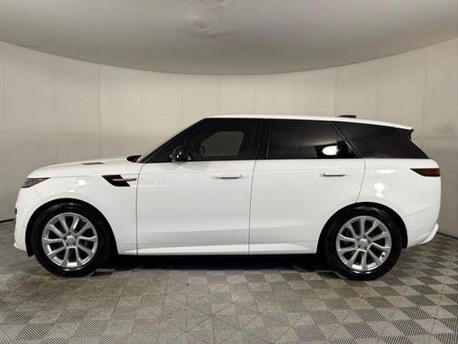 2023 Land Rover Range Rover Sport SE