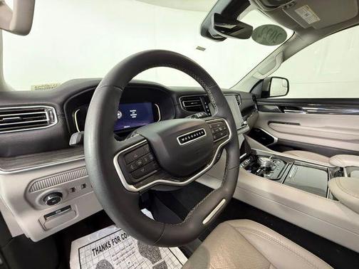 2022 Jeep Wagoneer Series III