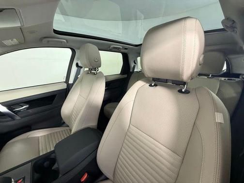 2025 Land Rover Discovery Sport S