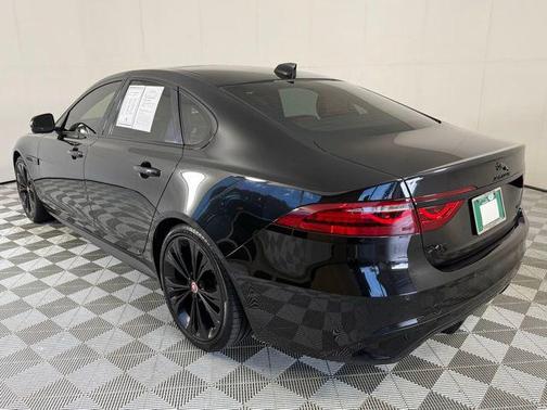 2021 Jaguar XF R-Dynamic SE