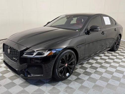 2021 Jaguar XF R-Dynamic SE