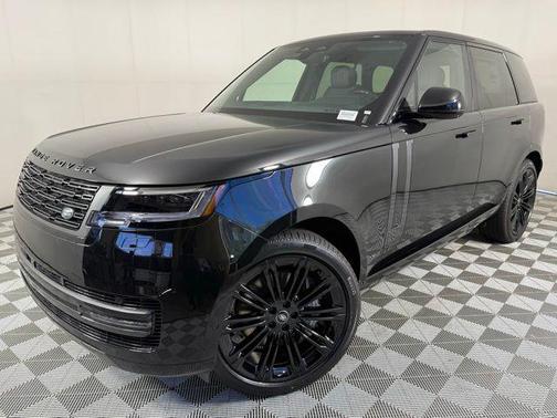 2025 Land Rover Range Rover SE