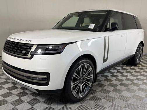 2025 Land Rover Range Rover SE