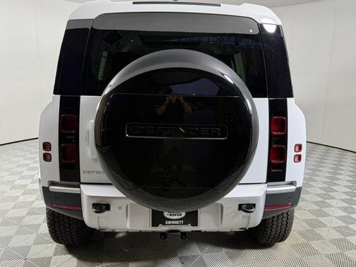2025 Land Rover Defender S