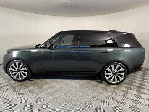 2026 Land Rover Range Rover SE