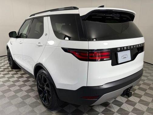 2025 Land Rover Discovery S