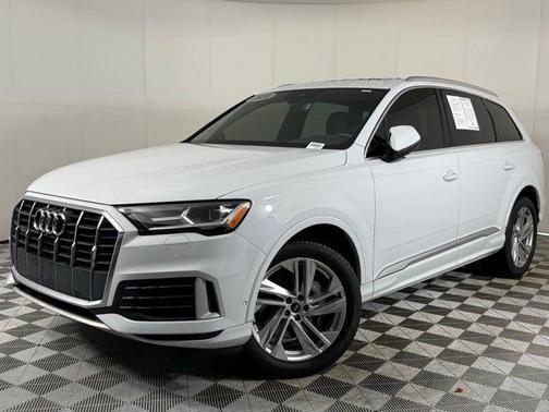 2021 Audi Q7 55 Premium Plus