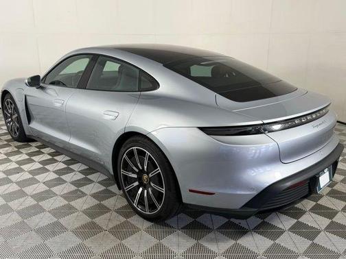 2022 Porsche Taycan 4S