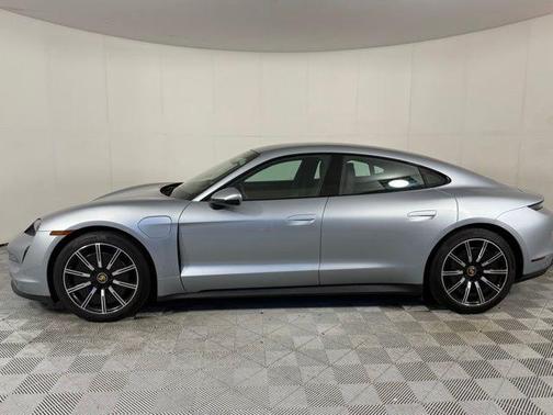 2022 Porsche Taycan 4S