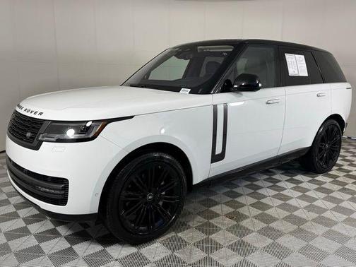2022 Land Rover Range Rover SE