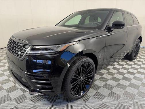 2026 Land Rover Range Rover Velar Dynamic SE