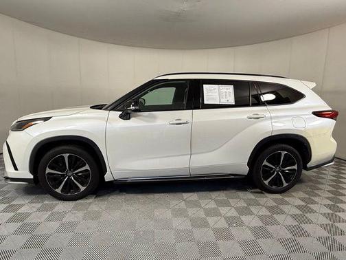 2021 Toyota Highlander XSE