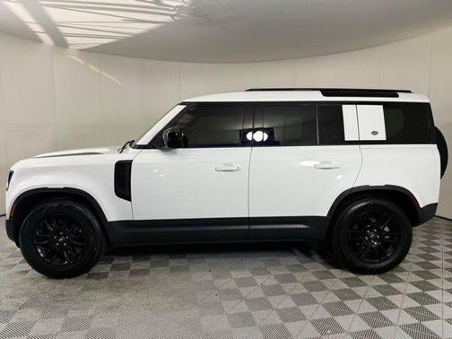 2024 Land Rover Defender S