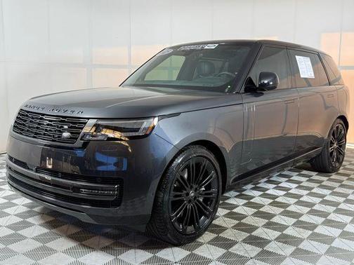 2025 Land Rover Range Rover SE