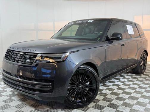 2025 Land Rover Range Rover SE