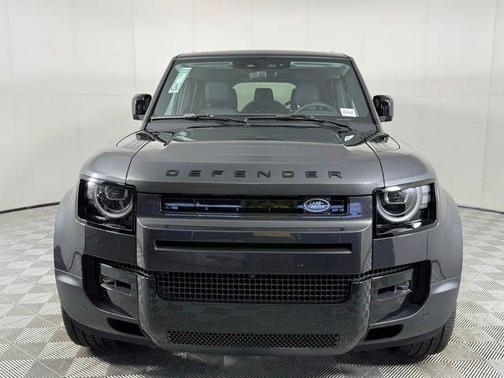 2026 Land Rover Defender X-Dynamic