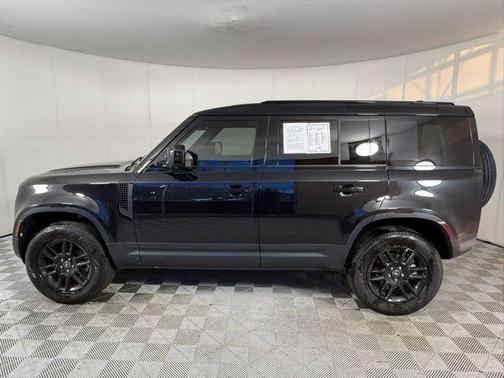 2025 Land Rover Defender S