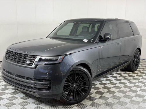 2025 Land Rover Range Rover SE