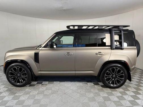 2025 Land Rover Defender V8