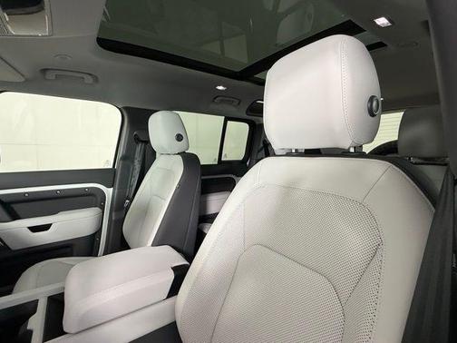 2025 Land Rover Defender S