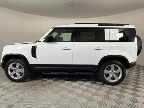 2025 Land Rover Defender S