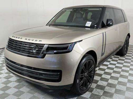 2025 Land Rover Range Rover SE