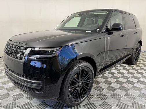2025 Land Rover Range Rover SE