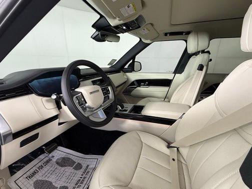 2026 Land Rover Range Rover SE