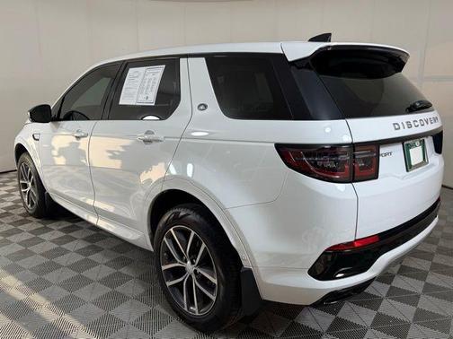 2025 Land Rover Discovery Sport S