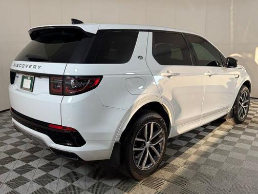 2025 Land Rover Discovery Sport S