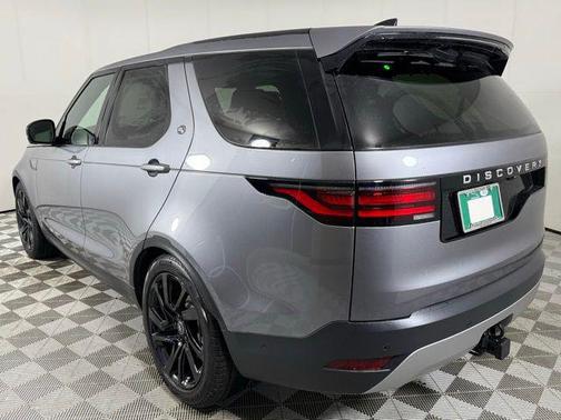 2025 Land Rover Discovery S
