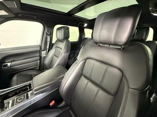 2022 Land Rover Range Rover Sport HSE Silver Edition